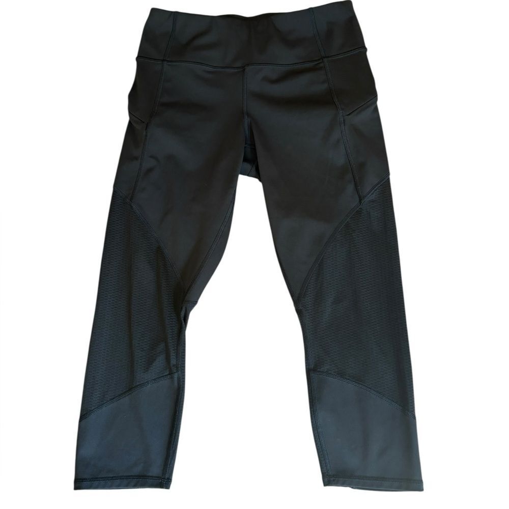 Athleta Zip Pocket Mesh Contender Capri Leggings Womens Size Small Black
